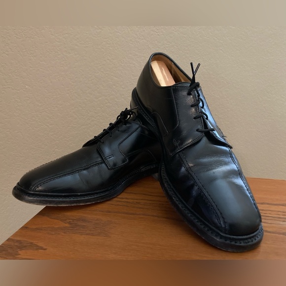Allen Edmonds Classic Style Hillcrest Men’s 9C - Picture 2 of 10